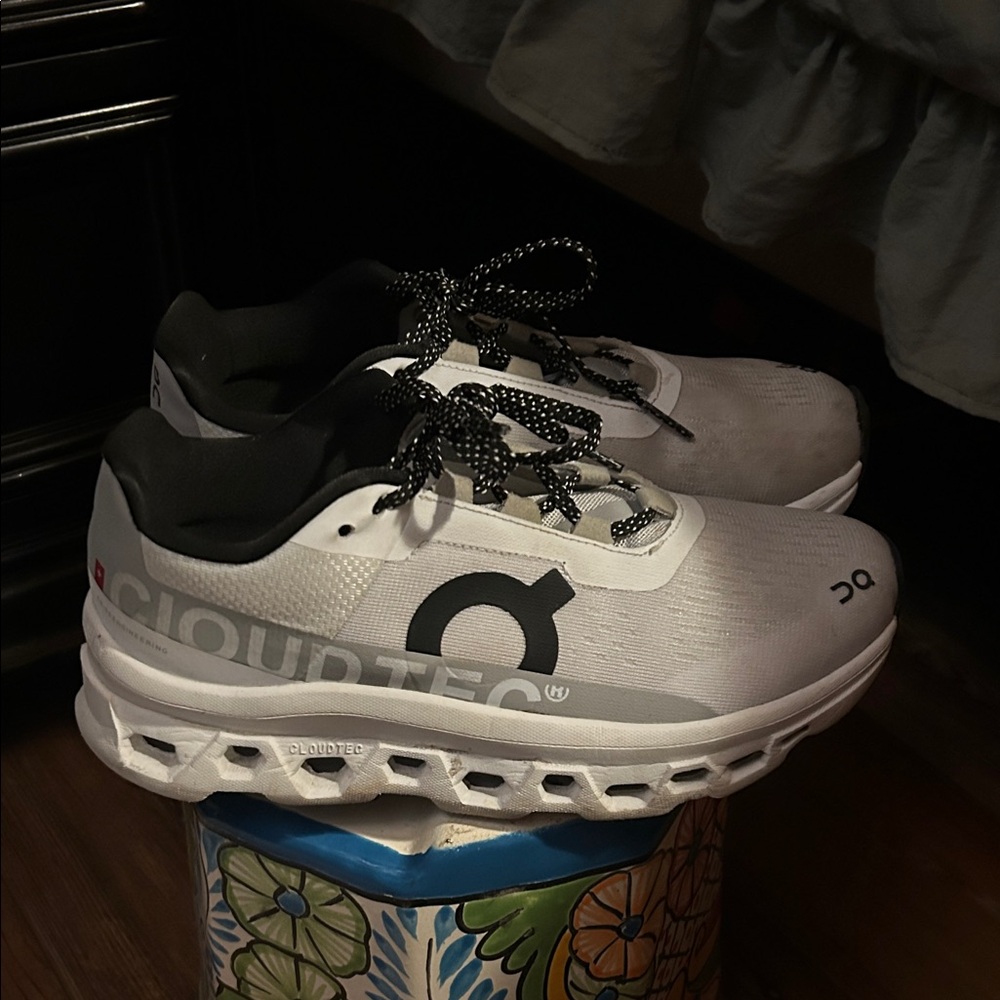 On Running Cloudtec White and Black Sneakers